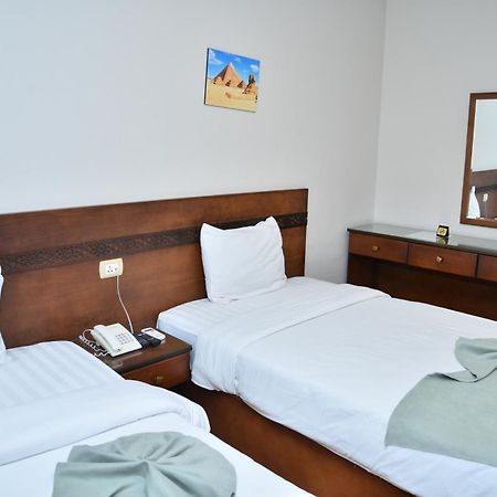 Miramar Evergreen Hotel カイロ エクステリア 写真